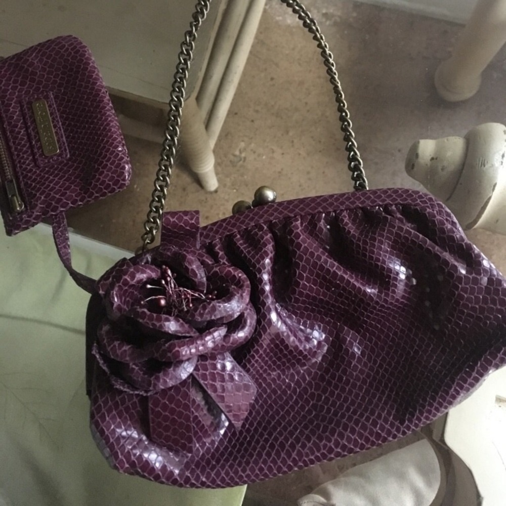 Isabella Fiore Purple Flower bag